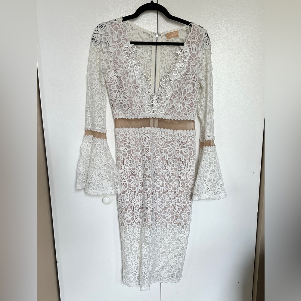 Love Triange White Lace Midi Dress